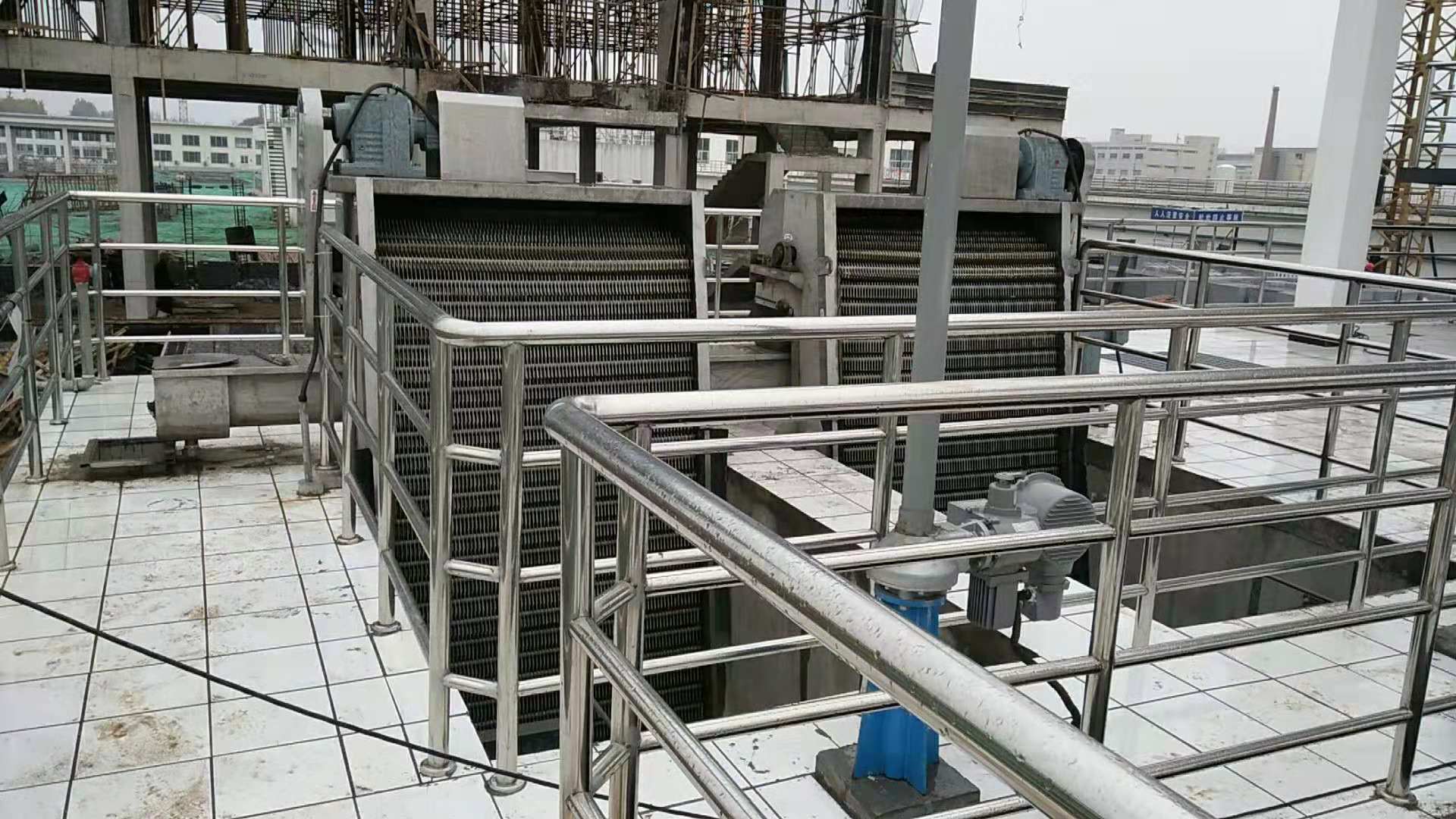 齿耙式格栅-焦作某污水厂（现场一）