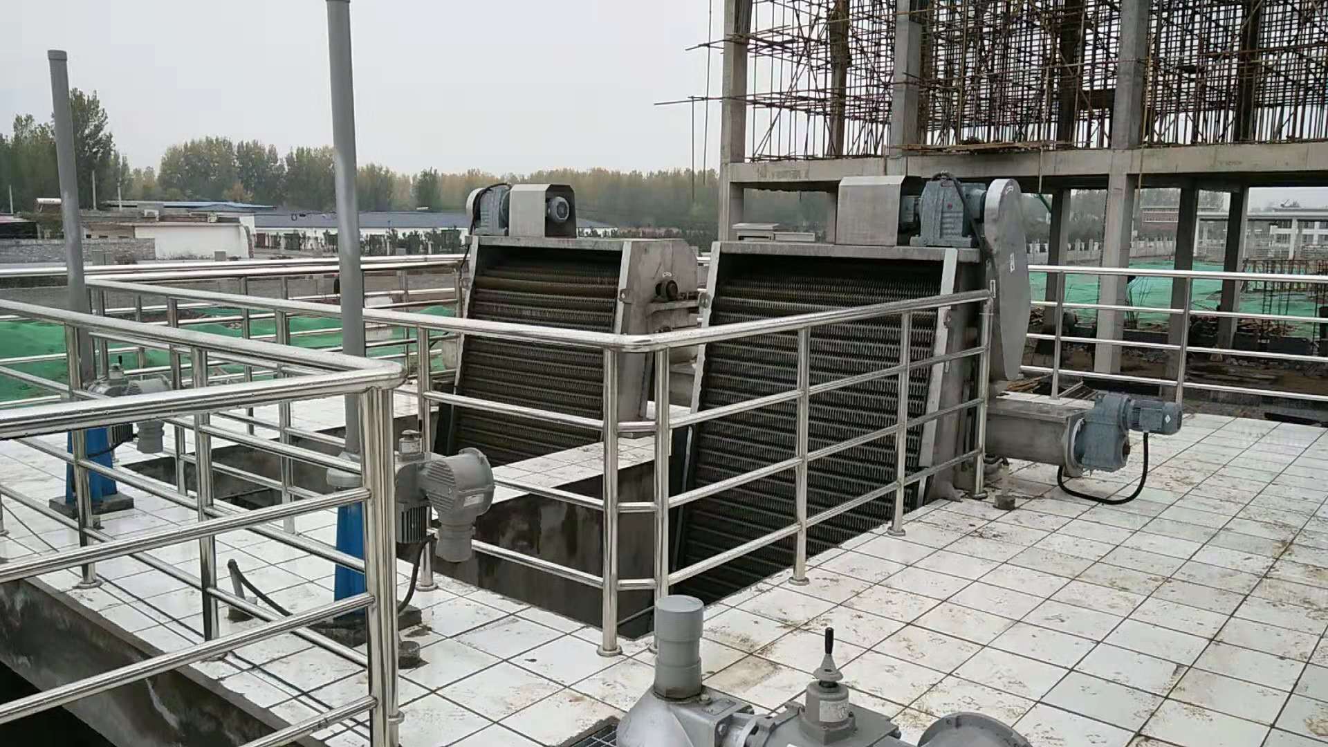 齿耙式格栅-焦作某污水厂（现场二）